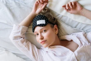 Beauty Sleep Secrets: Wake Up Looking & Feeling Refreshed